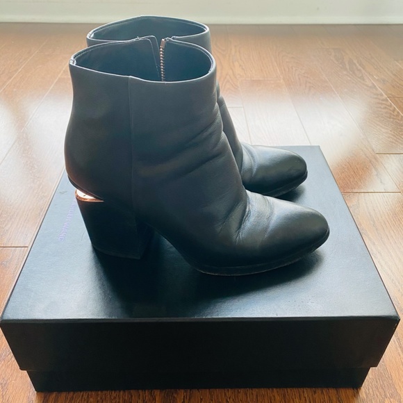 Alexander Wang Gabi booties size 7.5 - Picture 2 of 8